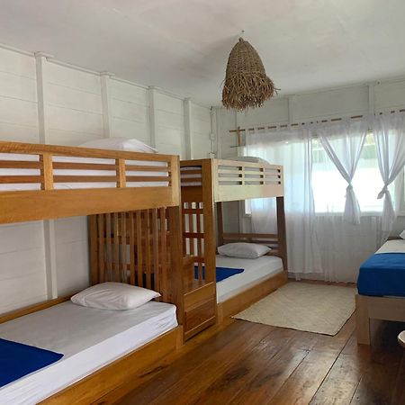 Crow'S Nest Hotel Tua Pejat Buitenkant foto