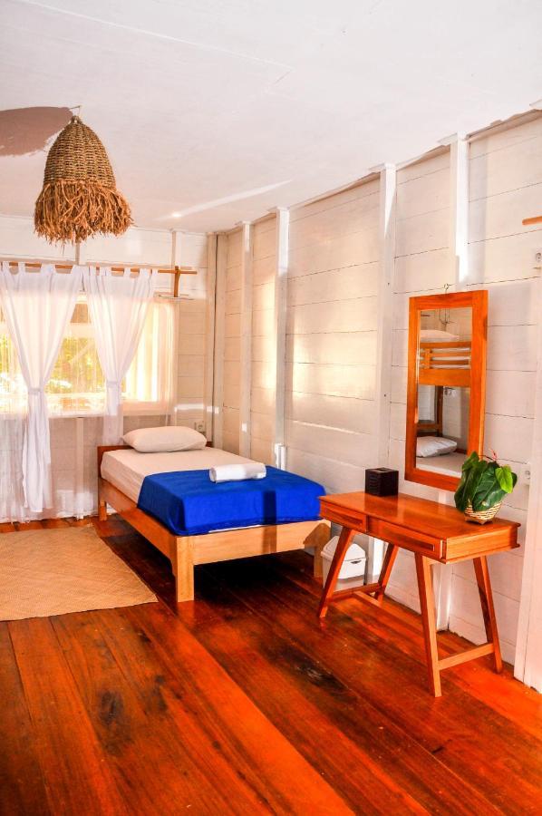 Crow'S Nest Hotel Tua Pejat Buitenkant foto