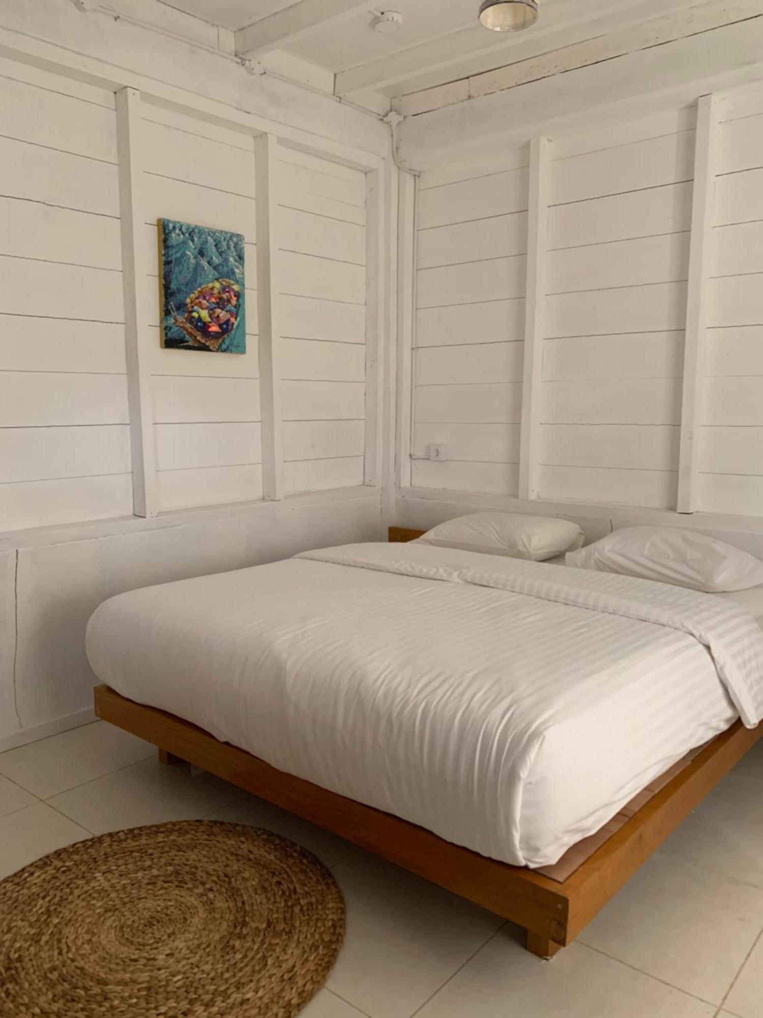 Crow'S Nest Hotel Tua Pejat Buitenkant foto